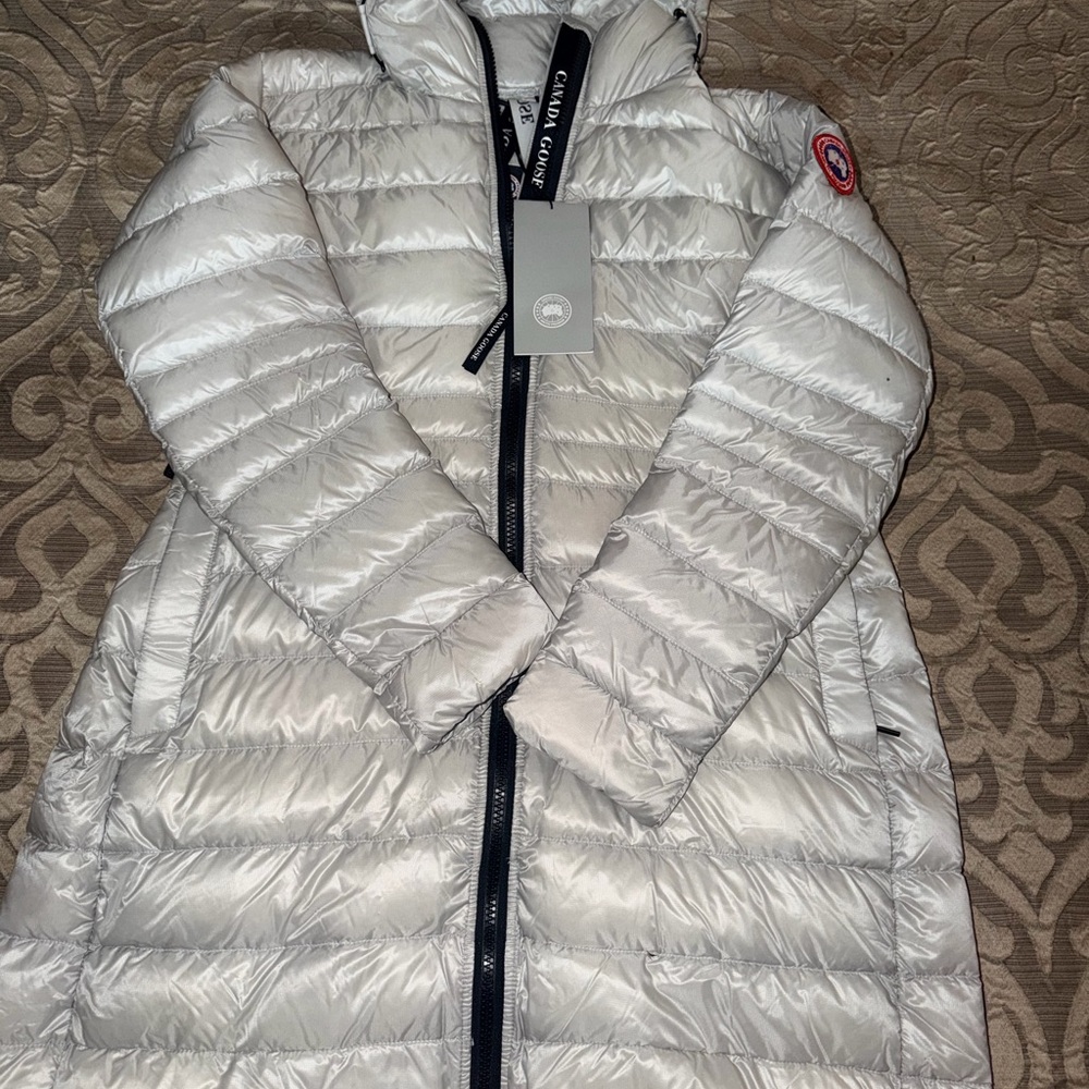 Canada Goose Women's Light Gray Puffer Jacket
